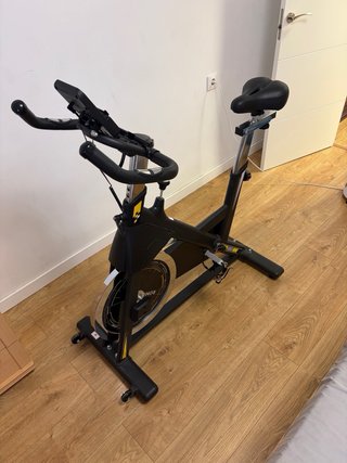 Bicicleta Estática ROMO RO-BS18KG