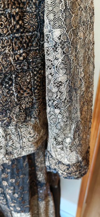 Conjunto 3 piezas pedrería y encaje