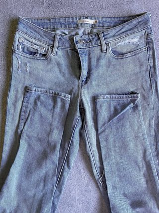 Pantalón Levi's 711 Talla 28