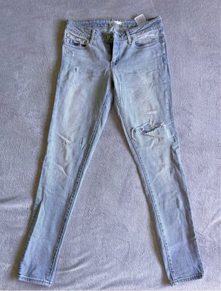 Pantalón Levi's 711 Talla 28