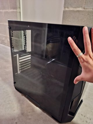 Caja de PC Antec Negra