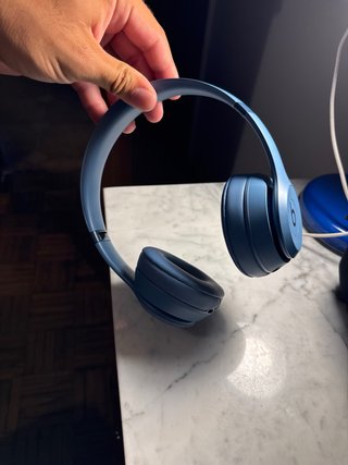 Auriculares Beats Solo 4 celestes
