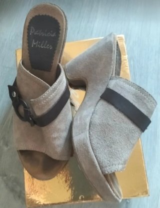 Zuecos Patricia Miller Beige/Marrón