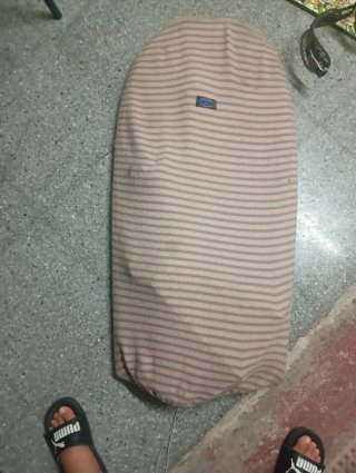 Bodyboard Genesis Amarillo con Aletas