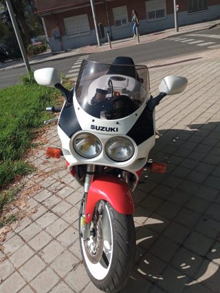 Suzuki GSXR 750 1990