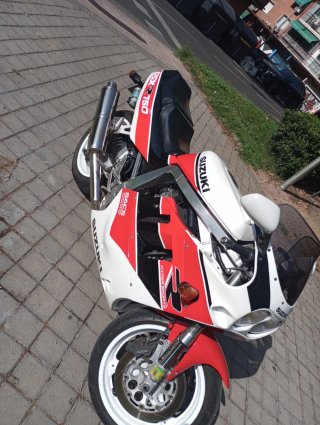 Suzuki GSXR 750 1990