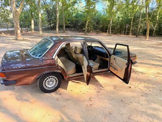 Mercedes 300 D 1984