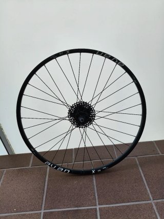 Rueda AVANT CX29