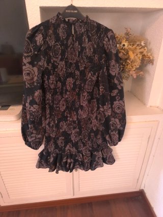 Vestido Zara floral negro y marrón