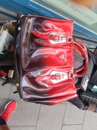 Bolso Prada Rojo Charol