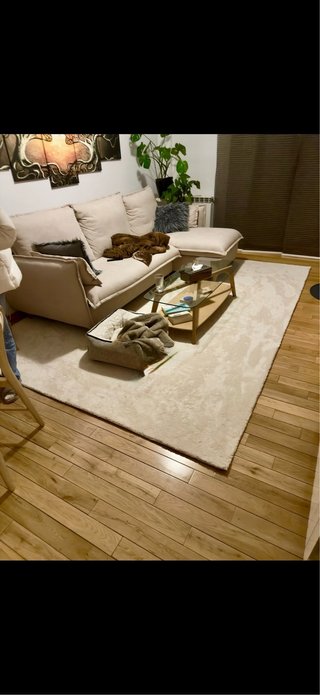 Alfombra beige de tela