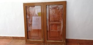 Ventana antigua de madera