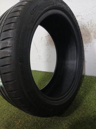 225 45 17 94Y MICHELIN PILOT SPORT 4