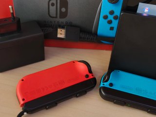Nintendo Switch V2 + Super Mario 3d World