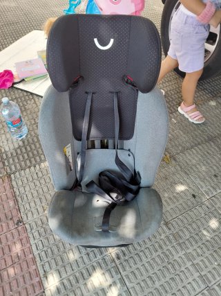 Silla de coche multietapa evolutiva