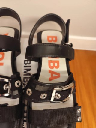 Sandalias Bimba y Lola Negras