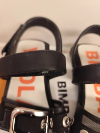 Sandalias Bimba y Lola Negras