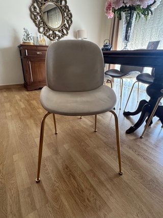 Sillas Terciopelo Beige Patas Doradas