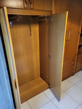 Armario juvenil madera buen estado