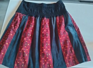 Falda larga con cinturilla elástica