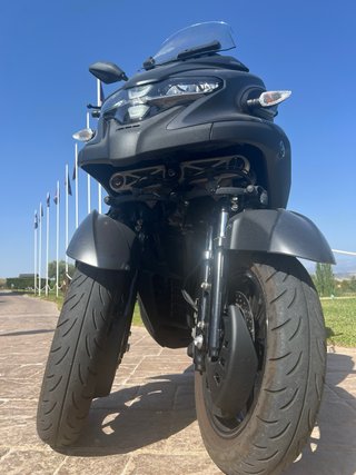 Yamaha Tricity 300 Gris