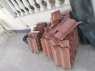 Tejas de Hormigón (Enteras y Cortadas)