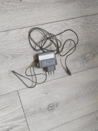 Nintendo DS con 12 juegos, funda y cargador