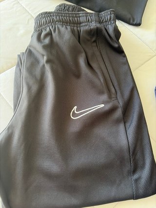 Conjunto Nike Niño Talla XL Negro/Azul