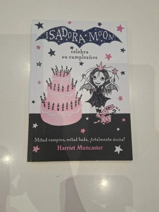 Colección de libros de Isadora Moon, del 1 al 11