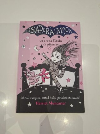 Colección de libros de Isadora Moon, del 1 al 11