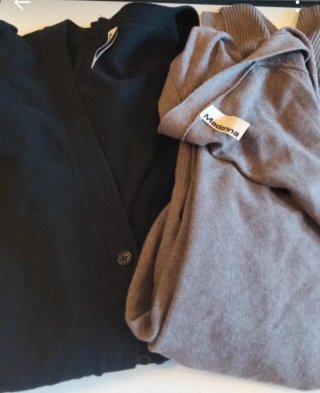 2 chaquetas punto largas negras y grises