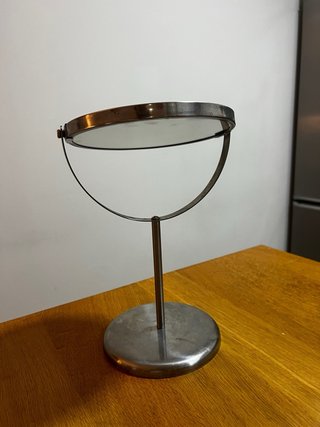 Espejo de metal y cristal