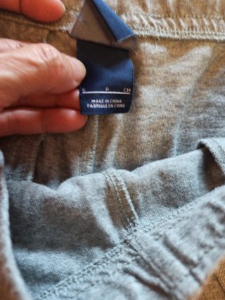 Pantalón corto Nike chico gris
