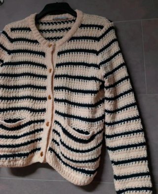 Cárdigan Zara Rayas Beige y Negro Talla S