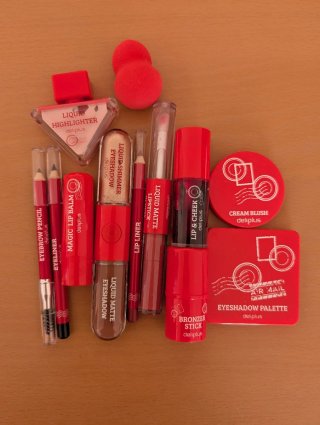 Set Maquillaje Deliplus Calendario Adviento