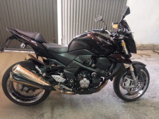 Kawasaki Z1000 black edition