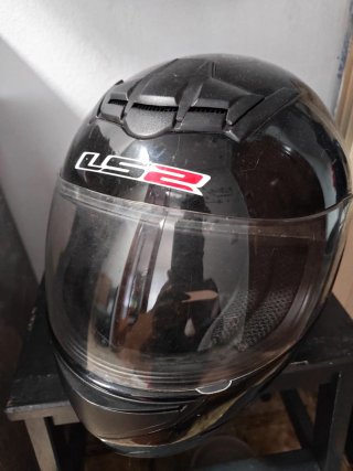 Casco de moto negro talla S