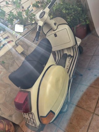 Vespa 200 PX iris 1989 Beige