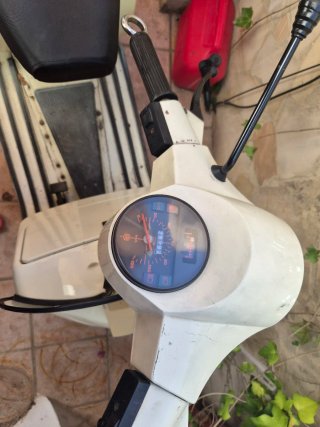 Vespa 200 PX iris 1989 Beige