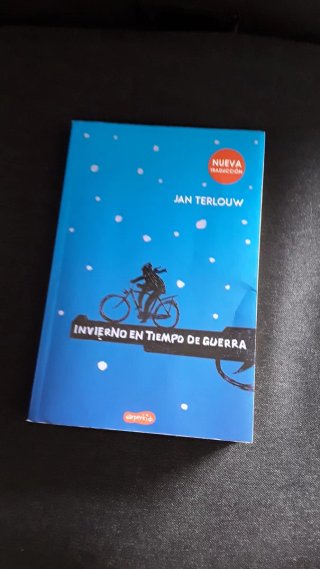 Libro Invierno en tiempo de guerra