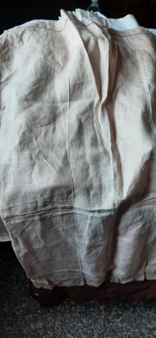 Elegante asciugamano in puro lino con uncinetto