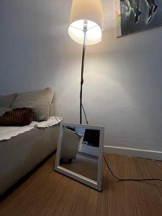 Espejo de pared blanco