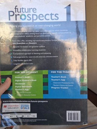 FUTURE PROSPECTS 1 Student's book: libro de tex...