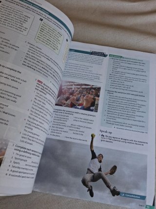 FUTURE PROSPECTS 1 Student's book: libro de tex...