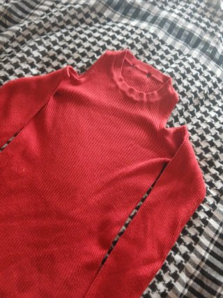 Camiseta roja manga larga talla XS