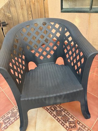 Conjunto Muebles Jardín: Sofá, Sillones y Mesa