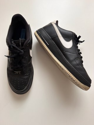 Nike Air Force 1 XXV Negras Blancas