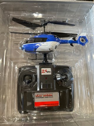 Helicóptero Sky Lark RC 4CH 2.4GHz