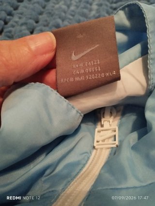 Chaqueta Nike Air Beige y Azul
