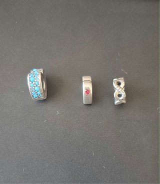 Pulsera Pandora con charms